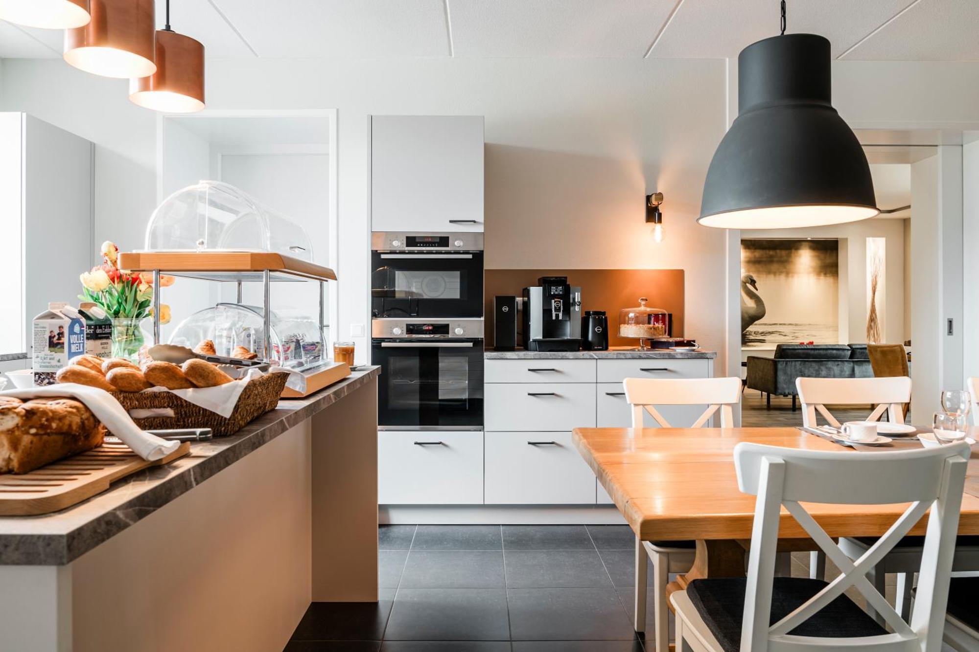 De Logerie Bed & Breakfast Enkhuizen Bagian luar foto
